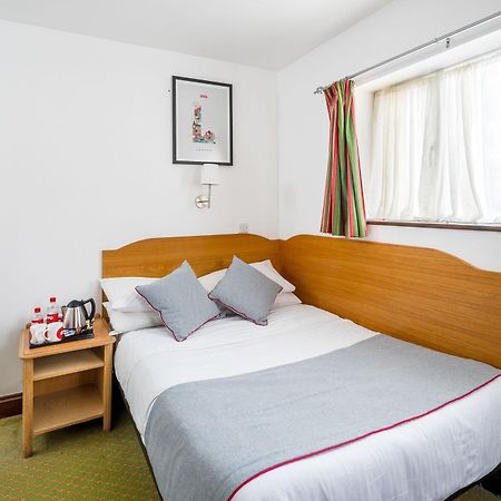 Oyo Abbey Hotel, London Shepherd'S Bush Market Bagian luar foto