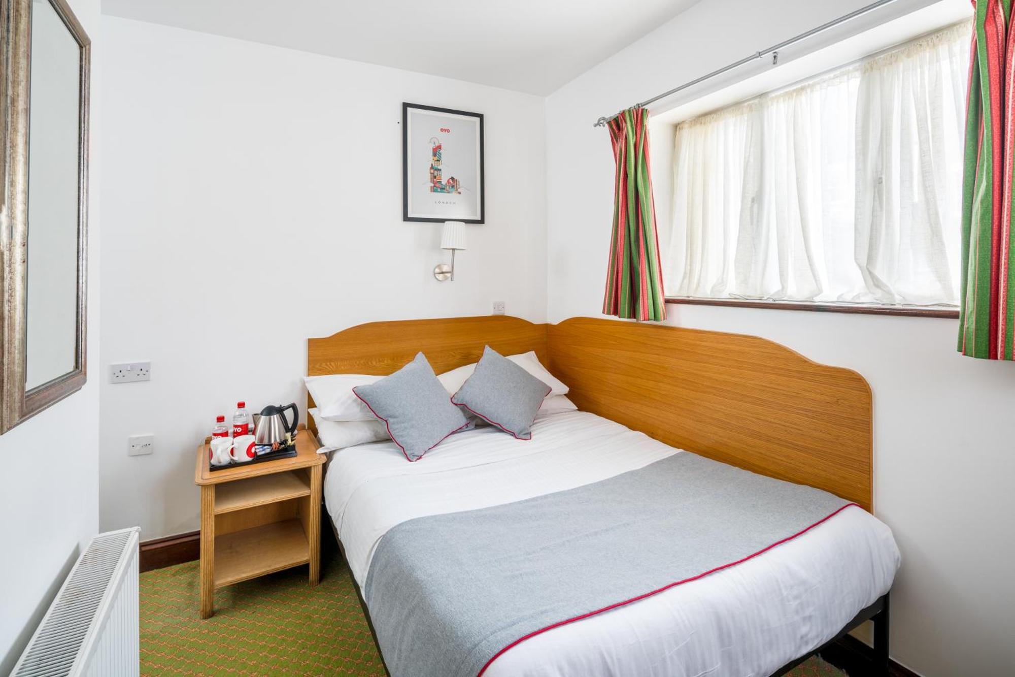 Oyo Abbey Hotel, London Shepherd'S Bush Market Bagian luar foto